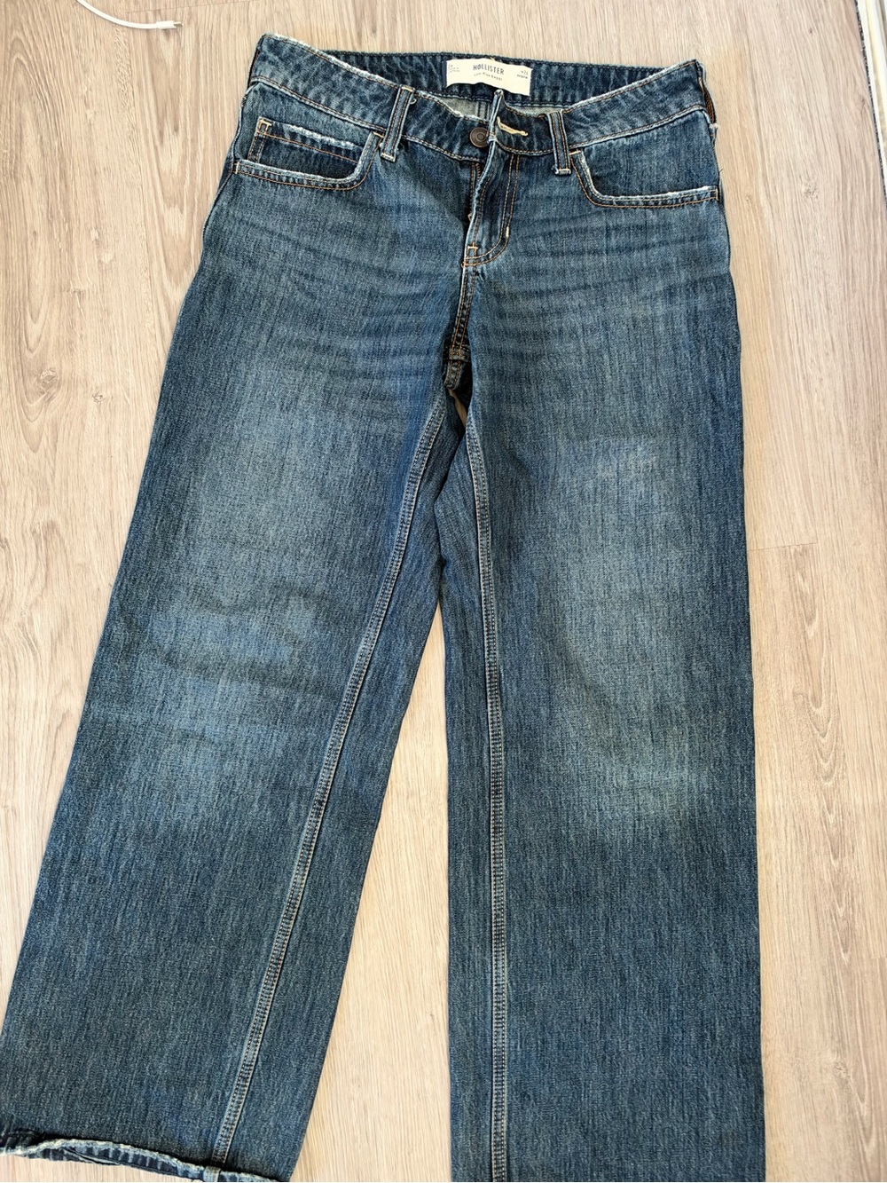 Hollister Relaxed Wide-Leg Blue Jeans